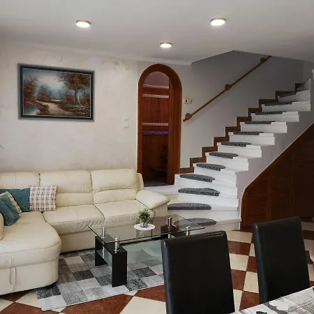Aranyhal Vendeghaz בית נופש