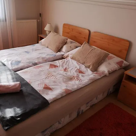 Aranyhal Vendeghaz *